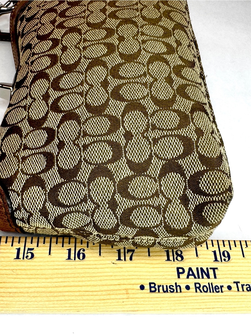 Coach Signature Canvas Turnlock Wristlet Clutch Khaki Brown Leather Trim - Picture 13 of 14